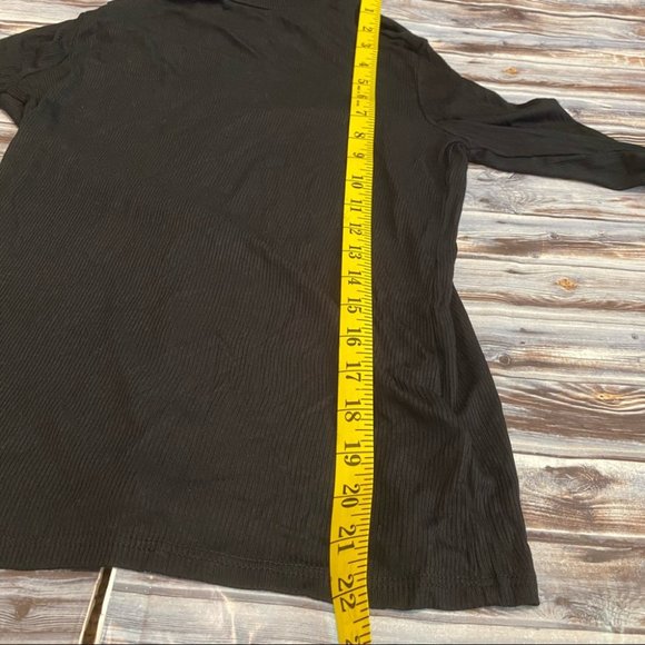 Lord & Taylor Turtleneck Long Sleeve Ribbed Top S - Picture 8 of 8